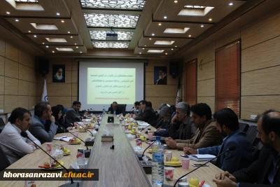 دکتر حاجی مومنی مدیر کل روابط عمومی دانشگاه فرهنگیان :
روابط عمومی منظومه ای از اندیشه های ناب است و در دنیای ارتباط وتعامل باید این اندیشه هارا در آراستن زوایای بیرونی و درونی عملکرد سازمان بکار گیریم .