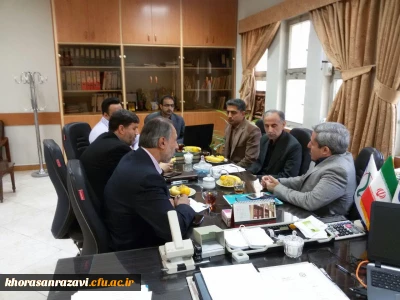 جلسه بررسی امور تبلیغاتی و ساخت  دکور های مربوط به سی  و یکم جشنواره ملی قرآن وعترت دانشجویان سراسر کشور