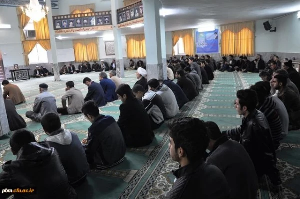 مدیر امور پردیس های دانشگاه فرهنگیان استان در مراسم رحلت آیت الله هاشمی رفسنجانی:
تقدیر از آیت الله هاشمی رفسنجانی تقدیر از وفاداری به نظام و رهبری است 2