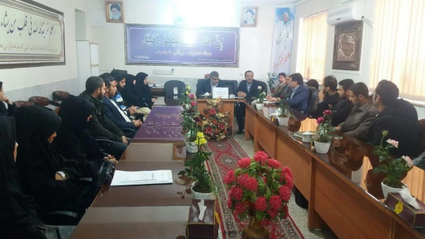 مدیر امور پردیس های دانشگاه فرهنگیان خراسان رضوی در آموزش و پرورش منطقه احمدآباد:

 نومعلمان فارغ التحصیل شده دانشگاه فرهنگیان، سفیران تحول در آموزش و پرورش هستند 2