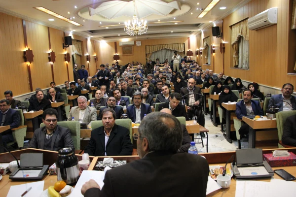 رئیس دانشگاه فرهنگیان خراسان رضوی در نشست مشترک با وزیر آموزش و پرورش:

دانشگاه فرهنگیان نیازمند افزایش بودجه است 2