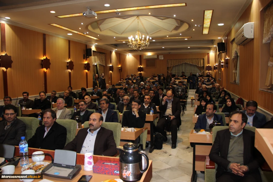 رئیس دانشگاه فرهنگیان خراسان رضوی در نشست مشترک با وزیر آموزش و پرورش:

دانشگاه فرهنگیان نیازمند افزایش بودجه است 6