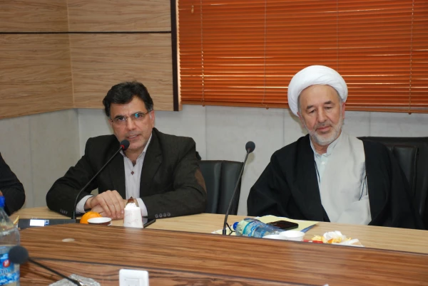 با حکم مدیریت امور پردیس های دانشگاه فرهنگیان صورت پذیرفت؛
دکترسید عباس میرشجاعیان بعنوان رییس جدید مرکز آموزش عالی ثامن الحجج  (ع) منصوب شد 2