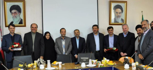 دکتر کاظمی در جلسه تودیع و معارفه معاون آموزشی پرورشی و فرهنگی پردیس شهید بهشتی دانشگاه فرهنگیان عنوان کرد: 
سند تحول بنیادین بدون دانشگاه فرهنگیان بی معناست