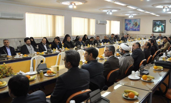 دکتر کاظمی در جلسه تودیع و معارفه معاون آموزشی پرورشی و فرهنگی پردیس شهید بهشتی دانشگاه فرهنگیان عنوان کرد:
سند تحول بنیادین بدون دانشگاه فرهنگیان بی معناست 2