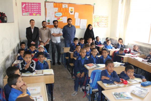 با حضور مدیر امور پردیس های دانشگاه فرهنگیان خراسان رضوی انجام شد؛

نخستین دوره ی  کارورزی  روستایی (ده ورزی ) دانشجو معلمان پردیس شهید بهشتی و پردیس شهید هاشمی نژاد دانشگاه فرهنگیان 2