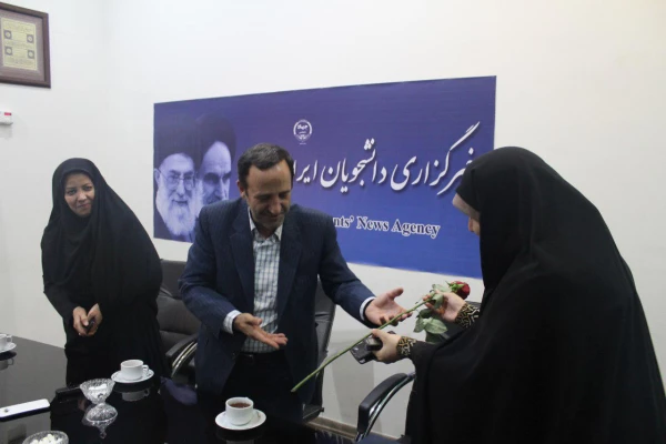 حضور مسئولین دانشگاه فرهنگیان در رسانه ها