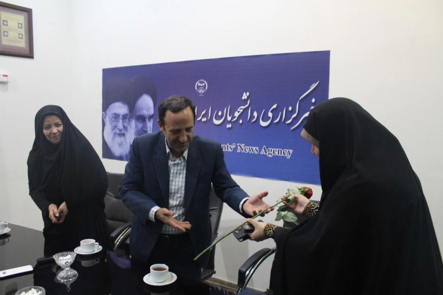 حضور مسئولین دانشگاه فرهنگیان در رسانه ها