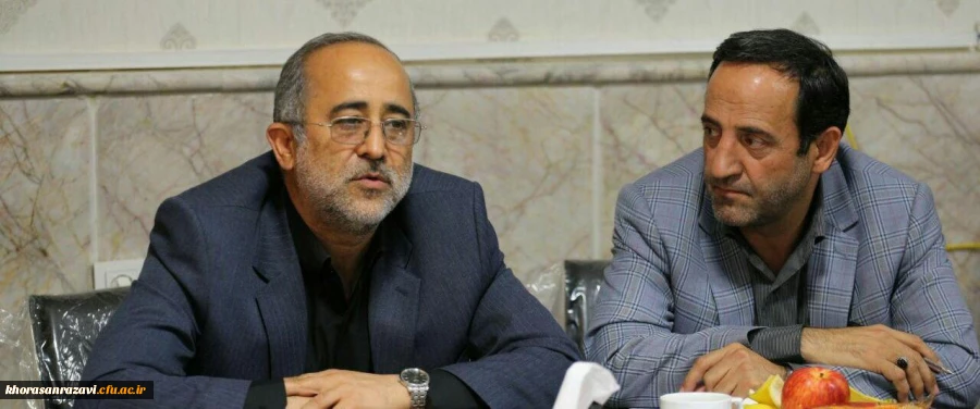 رییس شورای اسلامی شهرمشهد مقدس  طی جلسه با هیات رییسه دانشگاه فرهنگیان:
عملکرد جزیره ای مانع بهره مندی از امکانات و هم افزایی نهاد هاست