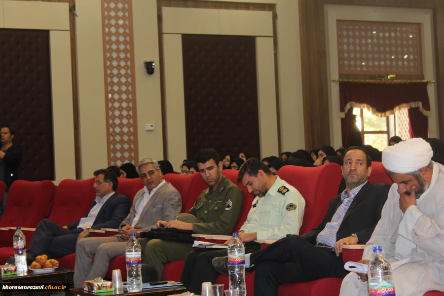 در مقابله با تهدیدات باید رویکرد دانش بنیان داشته باشیم 4