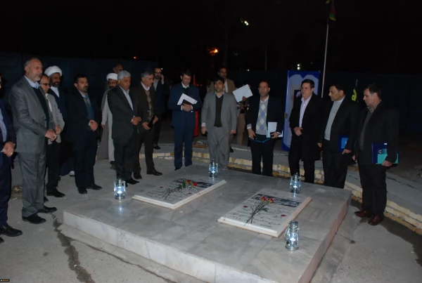 ملاقات با استاندار، حضور در شورای عالی فرهنگیان، تجلیل از پژوهشگران، دیدار با خانواده شهید و حضور در جمع اساتید، کارکنان و دانشجومعلمان
از برنامه های اولین سفر استانی سرپرست دانشگاه فرهنگیان 2