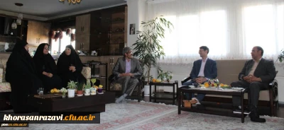همزمان با هفته بزرگداشت مقام معلم انجام شد:
دیدار سرپرست دانشگاه فرهنگیان خراسان رضوی با دو تن از پیشکسوتان دانشگاه