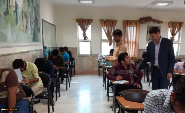 بازدید سرپرست دانشگاه فرهنگیان خراسان رضوی از حوزه برگزاری امتحانات پردیس شهید بهشتی