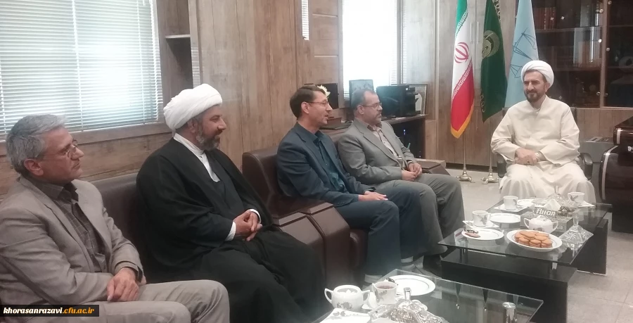 به مناسبت گرامیداشت هفته قوه قضاییه برگزار شد؛

دیدار سرپرست دانشگاه فرهنگیان با رئیس کل دادگستری خراسان رضوی