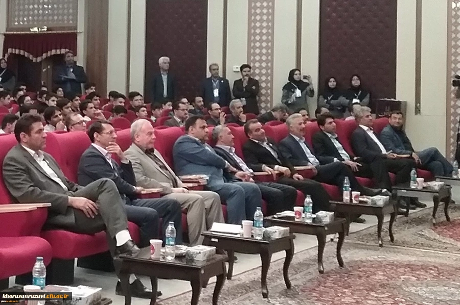 با حضور مدیرکل آموزش و پرورش و سرپرست دانشگاه فرهنگیان خراسان رضوی
مراسم اختتامیه جشنواره نوجوان خوارزمی برگزار شد