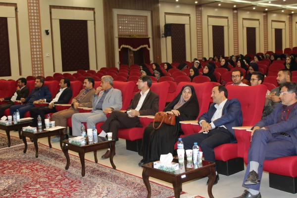 معاون دانشجویی دانشگاه فرهنگیان کشور در نخستین نشست انجمن دانش آموختگان دانشگاه فرهنگیان :
انجمن دانش آموختگان دانشگاه فرهنگیان یک سرمایه ملی است 2