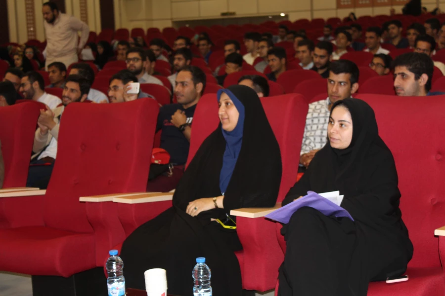 در نخستین نشست انجمن دانش آموختگان دانشگاه فرهنگیان عنوان شد: 
حفظ و حراست از هویت دانشگاه فرهنگیان اصلی ترین وظیفه انجمن دانش آموختگان است 2