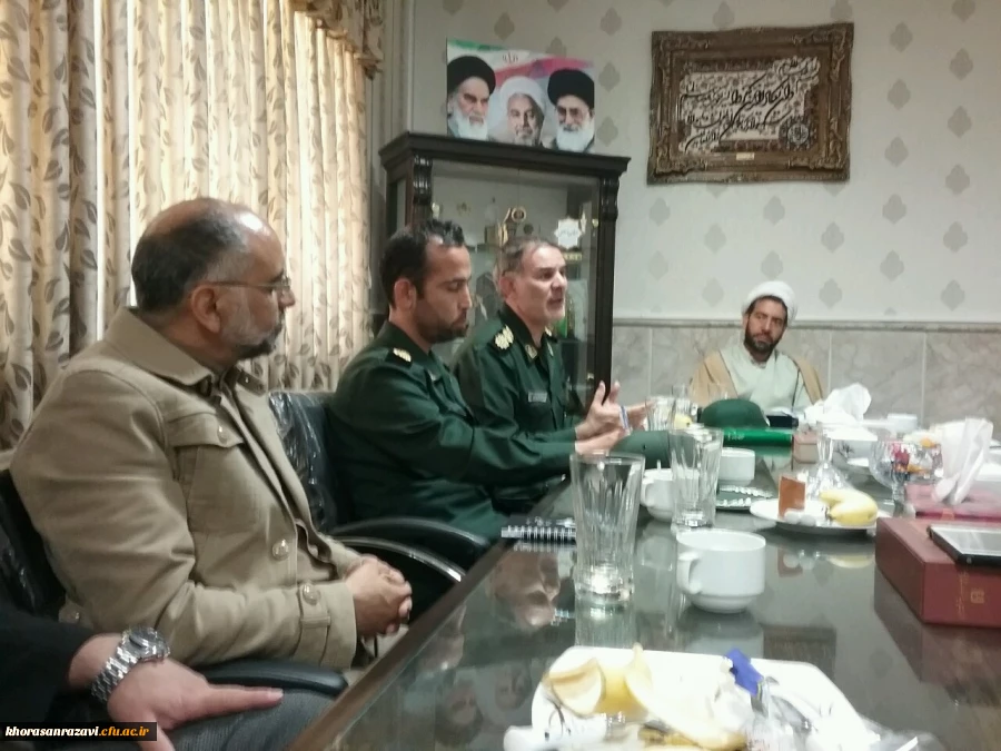 سرپرست دانشگاه فرهنگیان خراسان رضوی در جلسه با مسئول بسیج فرهنگیان سپاه امام رضا(ع) گفت:

پوشش برنامه های بسیج باید فراگیر باشد 2سرپرست دانشگاه فرهنگیان خراسان رضوی در جلسه با مسئول بسیج فرهنگیان سپاه امام رضا(ع) گفت:

پوشش برنامه های بسیج باید فراگیر