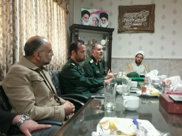 سرپرست دانشگاه فرهنگیان خراسان رضوی در جلسه با مسئول بسیج فرهنگیان سپاه امام رضا(ع) گفت:

پوشش برنامه های بسیج باید فراگیر باشد 2