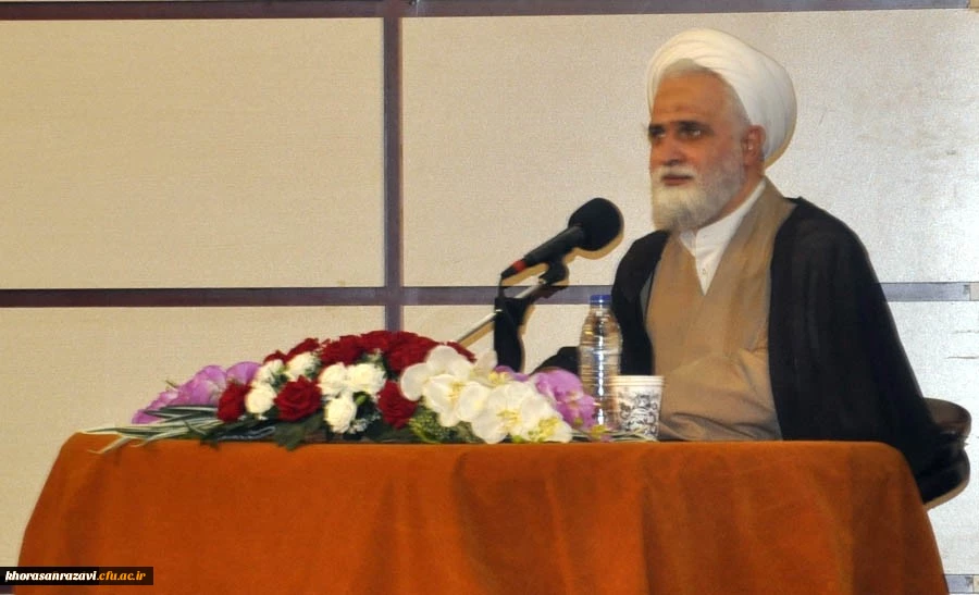 رئیس نهاد نمایندگی مقام معظم رهبری در دانشگاه ها:
در مجموعه دانشجویان همه دانشگاه های کشور حساس ترین کار بر عهده دانشجومعلمان دانشگاه فرهنگیان است