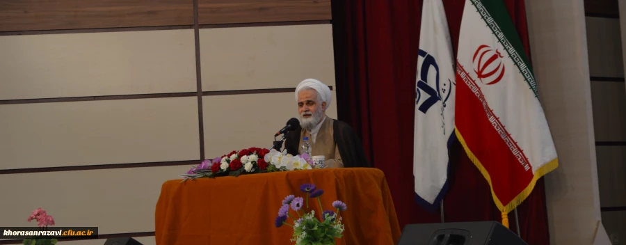 رئیس نهاد نمایندگی مقام معظم رهبری در دانشگاه ها:
در مجموعه دانشجویان همه دانشگاه های کشور حساس ترین کار بر عهده دانشجومعلمان دانشگاه فرهنگیان است