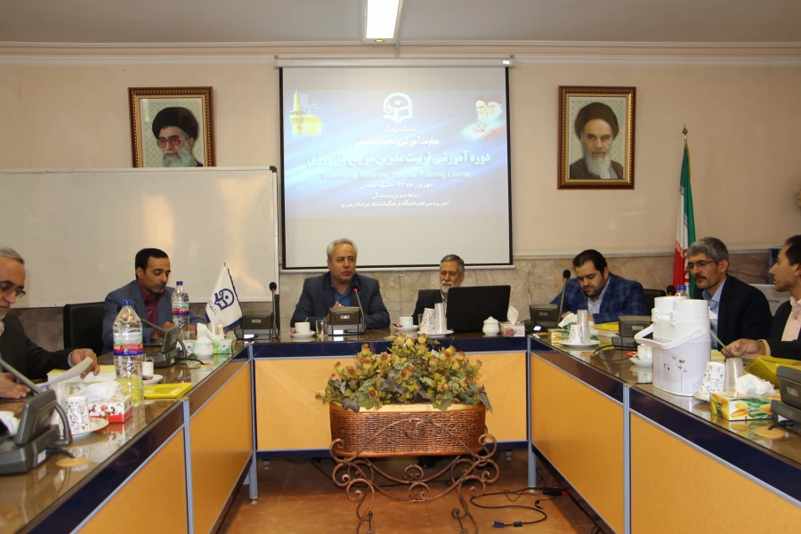 معاون آموزشی، پژوهشی و فرهنگی دانشگاه فرهنگیان خراسان رضوی:

تربیت معلمان مجرب در گرو اجرای جدی کارورزی است 3