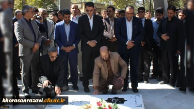 با حضور مسئولان دانشگاه فرهنگیان و شهرداری مشهد
مراسم ادای احترام به شهدای گمنام مدفون در پردیس شهید بهشتی برگزار شد