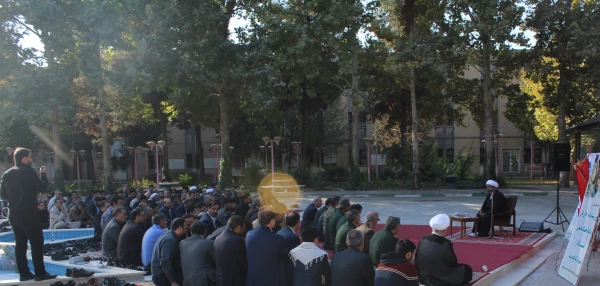 همزمان با هفته دفاع مقدس برگزار شد
آیین غبارروبی گلزار شهدای گمنام پردیس شهید بهشتی دانشگاه فرهنگیان خراسان رضوی 2