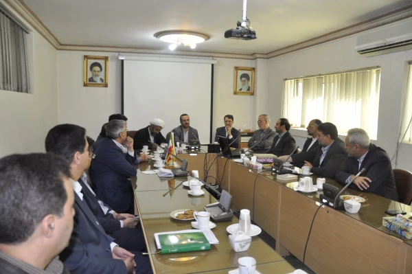 مشاور رئیس دانشگاه و مدیر کل حراست دانشکاه فرهنگیان:

دانشگاه فرهنگیان خراسان رضوی یکی از کم حاشیه ترین دانشگاه های کشور است 2