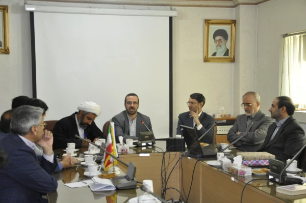 سرپرست دانشگاه فرهنگیان خراسان رضوی:
 حراست سیستم ایمنی دانشگاه است 2