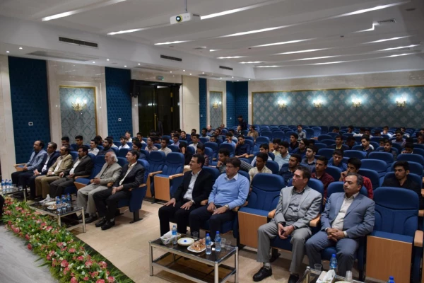 سرپرست  دانشگاه فرهنگیان خراسان رضوی در مراسم استقبال از دانشجو معلمان دانشور دانشگاه فرهنگیان نیشابور:
تعلیم و تربیت برای انسان حیاتی است 2