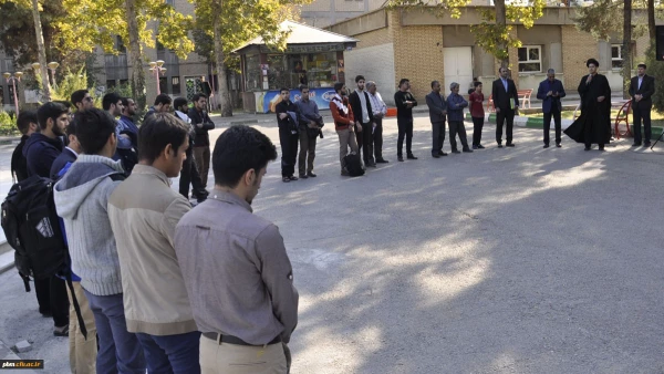 با حضور معاون توسعه منابع و امور دانشجویی دانشگاه فرهنگیان خراسان رضوی
دانشجومعلمان پردیس شهید بهشتی، سفر خود را برای شرکت در مراسم اربعین حسینی آغاز کردند 2