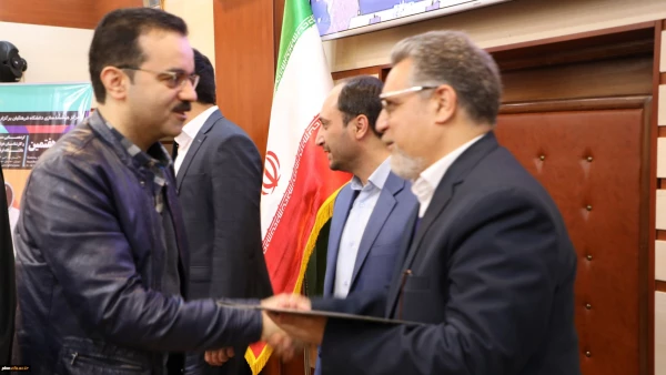 کسب 4 عنوان برتر توسط کارشناسان هوشمندسازی دانشگاه فرهنگیان خراسان رضوی