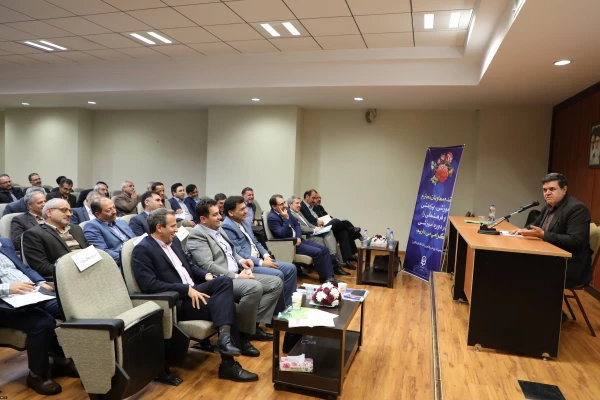 رییس دانشگاه فرهنگیان در اختتامیه دهمین گردهمایی معاونان آموزشی، پژوهشی و فرهنگی سراسر کشور:
اتفاق نظر مسئولان کشور نسبت به احیاء، ارتقاء و حمایت از دانشگاه فرهنگیان