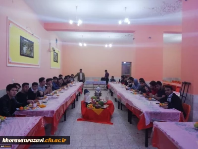 در آخرین شب پاییز و اولین شب زمستان و در جمع گرم دانشجویان انجام شد :
دورهمی شب یلدا در سرای دانشجویی دانشگاه فرهنگیان واحد دانشور نیشابور