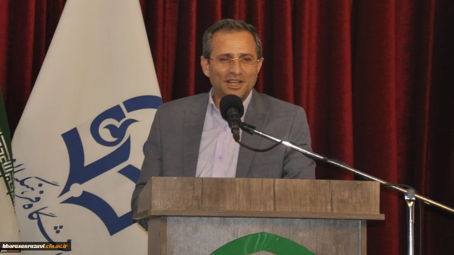 معاون پژوهش و فناوری دانشگاه فرهنگیان:
نکوداشت یکصدمین سال تأسیس تربیت معلم به نهضت تکریم و پاسداشت پیشکسوتان تبدیل شده است