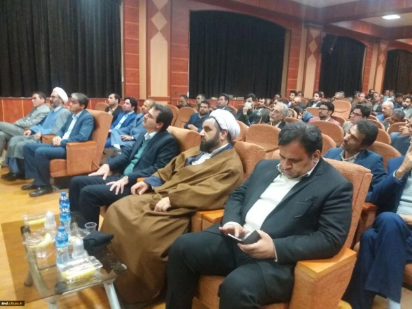 با حضور دانشجویان و اساتید دانشگاه فرهنگیان واحد دانشور نیشابور برگزار شد؛
همایش هفته پژوهش و تجلیل از پژوهشگران برتر