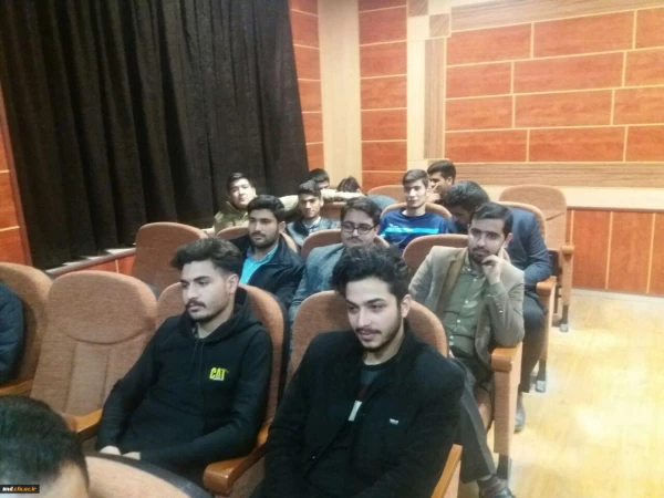 با حضور دانشجویان و اساتید دانشگاه فرهنگیان واحد دانشور نیشابور برگزار شد؛
همایش هفته پژوهش و تجلیل از پژوهشگران برتر 2