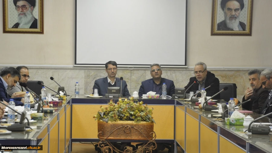 معاون آموزشی، پژوهشی و فرهنگی دانشگاه فرهنگیان خراسان رضوی:
همکاری کارکنان موجب همبستگی و افزایش حس اعتماد به یکدیگر می شود