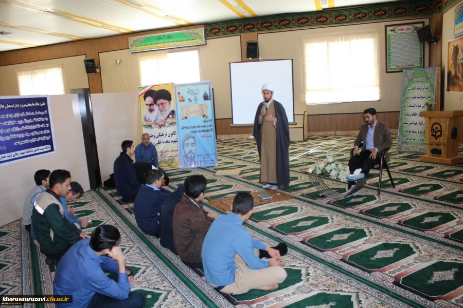 برگزاری مراسم جشن میلاد حضرت زینب(ع) در دانشگاه فرهنگیان واحد شهید رجایی تربت حیدریه