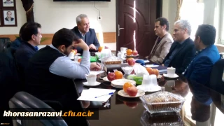 در نشست صمیمی معاون دانشگاه و سرگروه های درسی آموزش و پرورش استان مطرح شد:
طرح وقف دانش و مهارت معلمان داوطلب در درس کارورزی