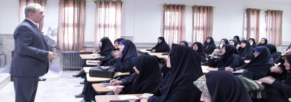 برگزاری حدود 30 جلسه آموزشی در نخستین روز از گردهمایی رویش