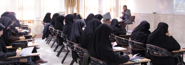 برگزاری حدود 30 جلسه آموزشی در نخستین روز از گردهمایی رویش