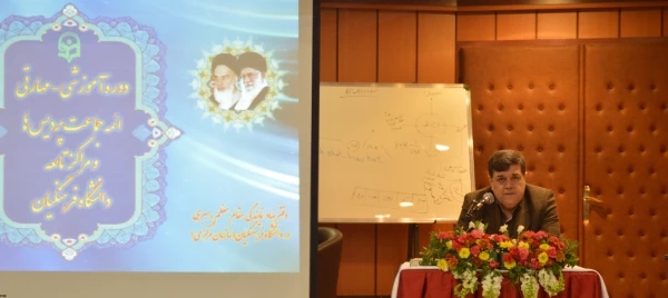 رییس دانشگاه فرهنگیان :
فضای دانشجویی نیاز به کار معنوی دارد