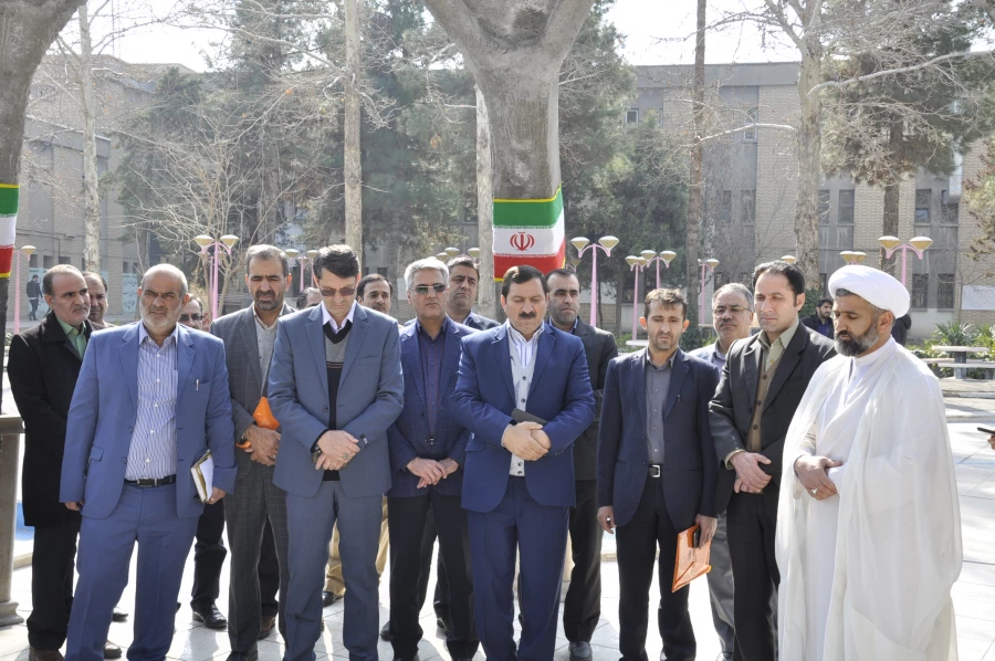 در دانشگاه فرهنگیان خراسان رضوی برگزار شد؛
 مراسم ادای احترام به شهدا با حضور عاملان مالی و مدیران امور اداری دانشگاه فرهنگیان کشور 2