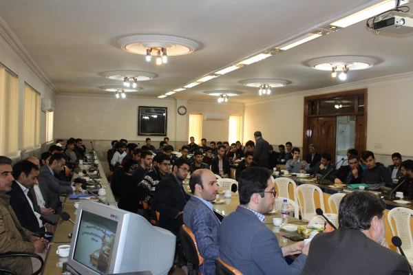 به مناسبت هفته تربیت اسلامی و امور تربیتی برگزار شد:
نشست صمیمانه مدیرکل آموزش و پرورش استان با دانشجو معلمان رشته مشاوره و فعالیت های پرورشی دانشگاه فرهنگیان 2