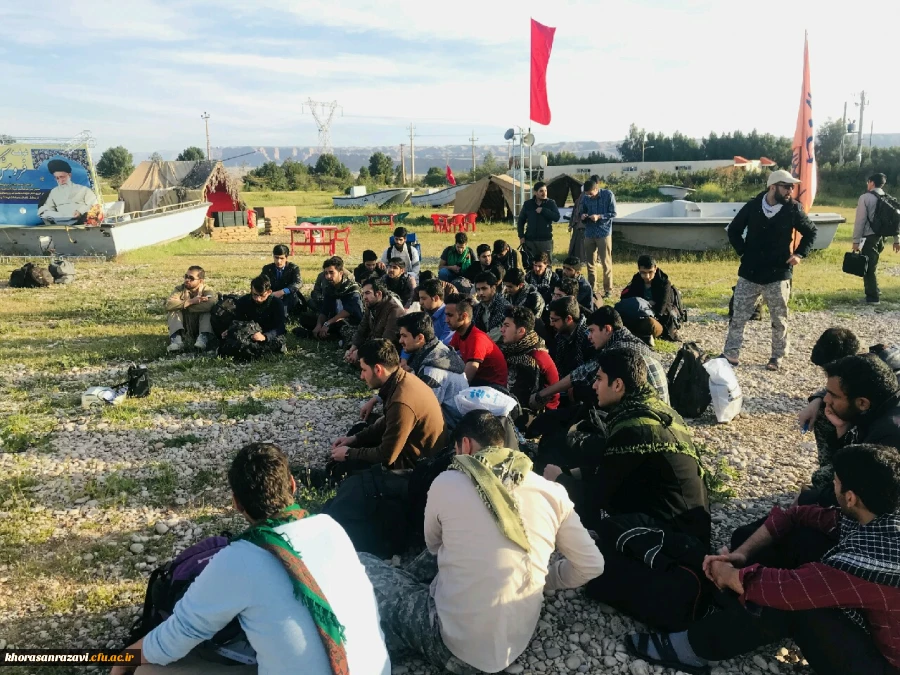 اعزام کاروان دانشجویان دانشگاه فرهنگیان خراسان رضوی به اردو های راهیان نور