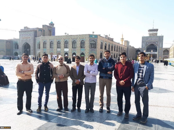 زیارت حرم مطهر امام رضا(ع) و ادای احترام به شهدای گمنام پردیس شهید بهشتی مشهد توسط دانشجویان شرکت کننده در مسابقات قرآنی از واحد شهید رجایی تربت حیدریه 2