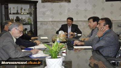 در جلسه شورای ورزش و تربیت بدنی دانشگاه فرهنگیان خراسان رضوی مطرح شد:
شرکت در مسابقات ورزشی دانشگاه ها یکی از بهترین راه ها برای مطرح کردن نام دانشگاه فرهنگیان است