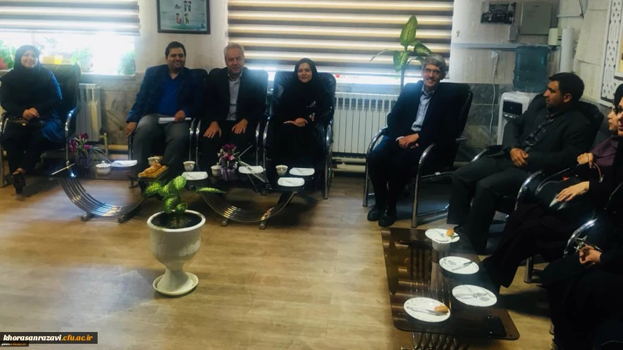 به مناسبت دهه سرآمدی آموزشی انجام شد:
دیدار معاون و مسئولان آموزش دانشگاه فرهنگیان خراسان رضوی از مدارس طرح کارورزی